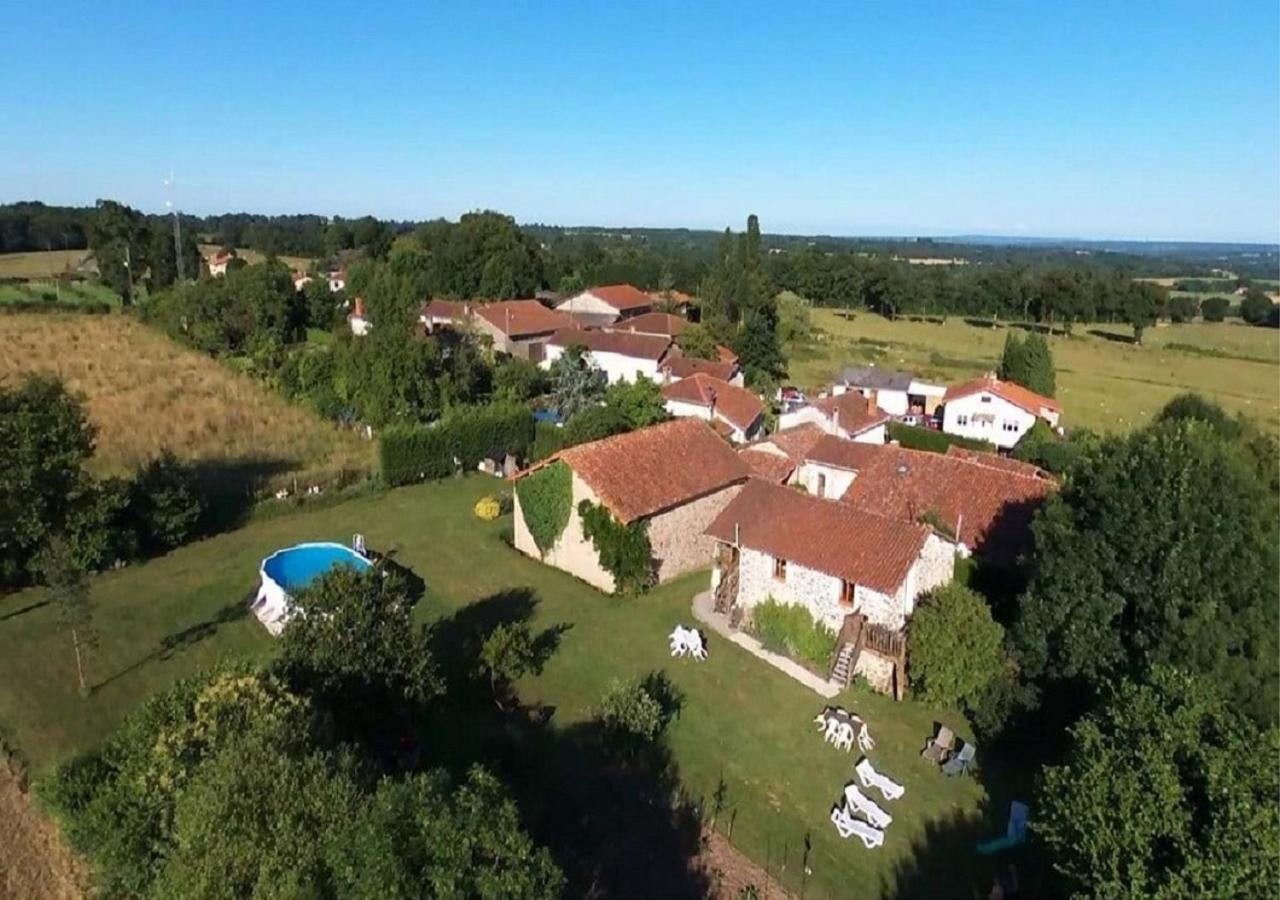 Tranquille Vienne Gites A Chirac Dept Charente Екстериор снимка